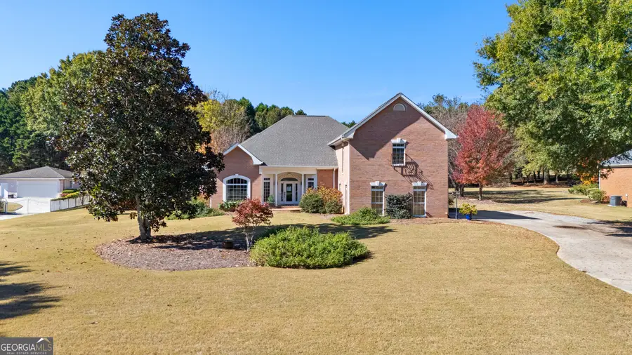 155 Youngs Circle, Fayetteville, GA 30215 - Image #2