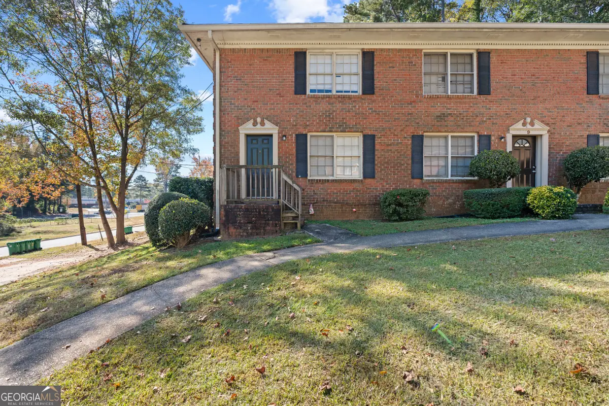 1010 Sexton Drive #10, Stone Mountain, GA 30083 - Image #1