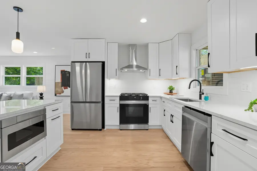 2201 Edgemore Drive, Atlanta, GA 30316 - Image #3