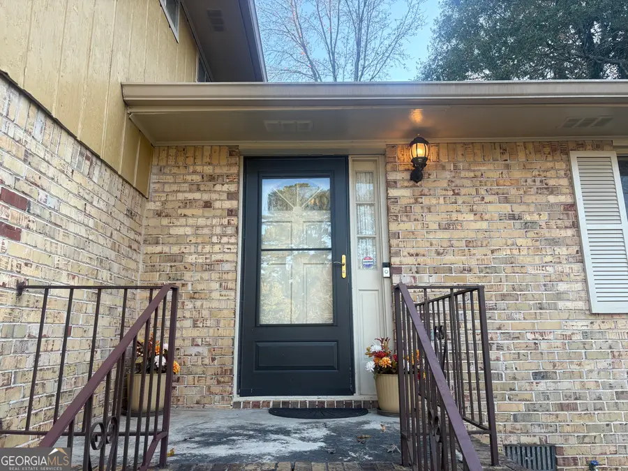 4605 Mercer Road, Stone Mountain, GA 30083 - Image #2