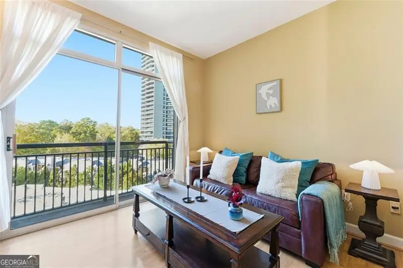 2626 Peachtree Road Nw #1006, Atlanta, GA 30305 - Image #2