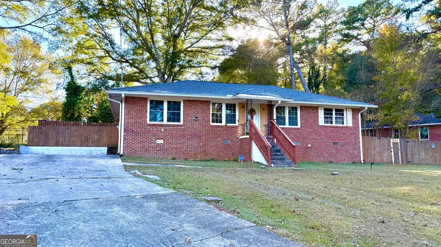 1367 Oakview Circle, Forest Park, GA 30297 - Image #2