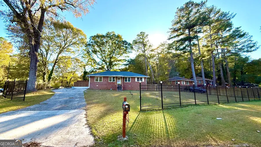 1367 Oakview Circle, Forest Park, GA 30297 - Image #3