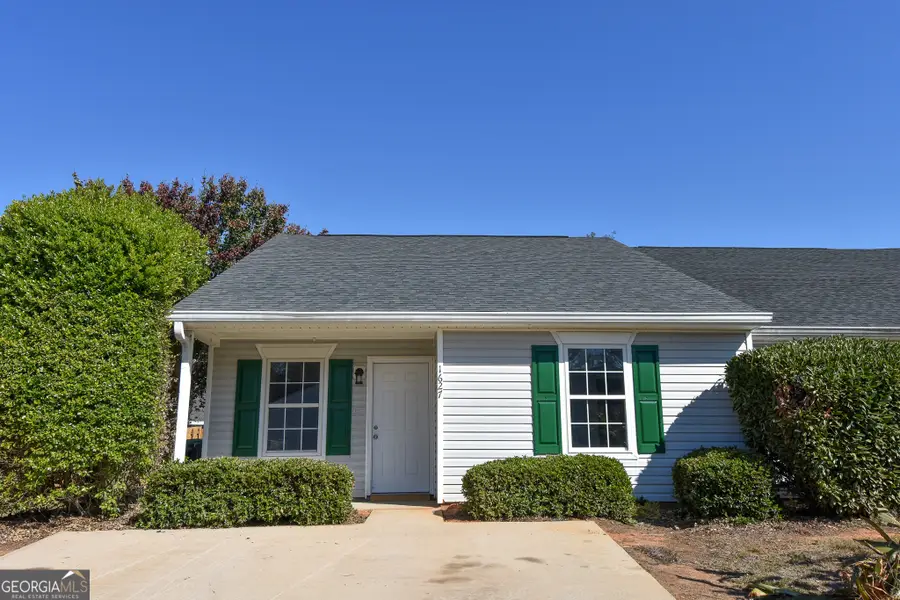 1627 Summerwoods Circle, Griffin, GA 30224 - Image #3