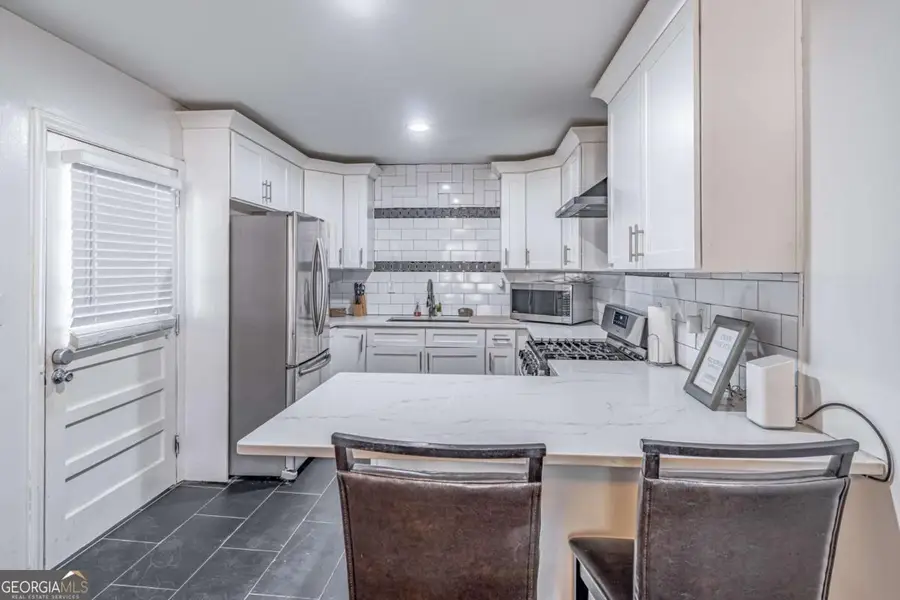 2456 Harwood Drive, Atlanta, GA 30344 - Image #3