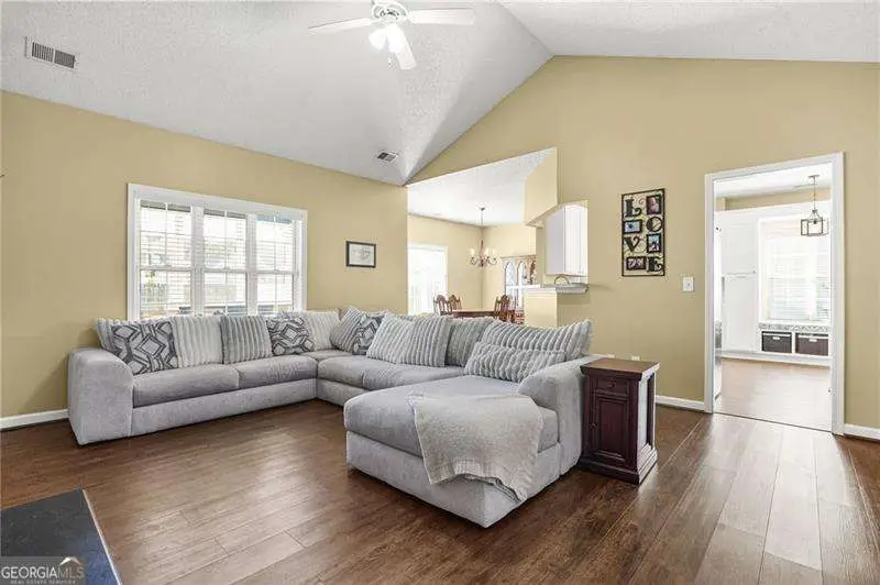 17 Liberty Xing Drive Ne, Cartersville, GA 30121 - Image #3