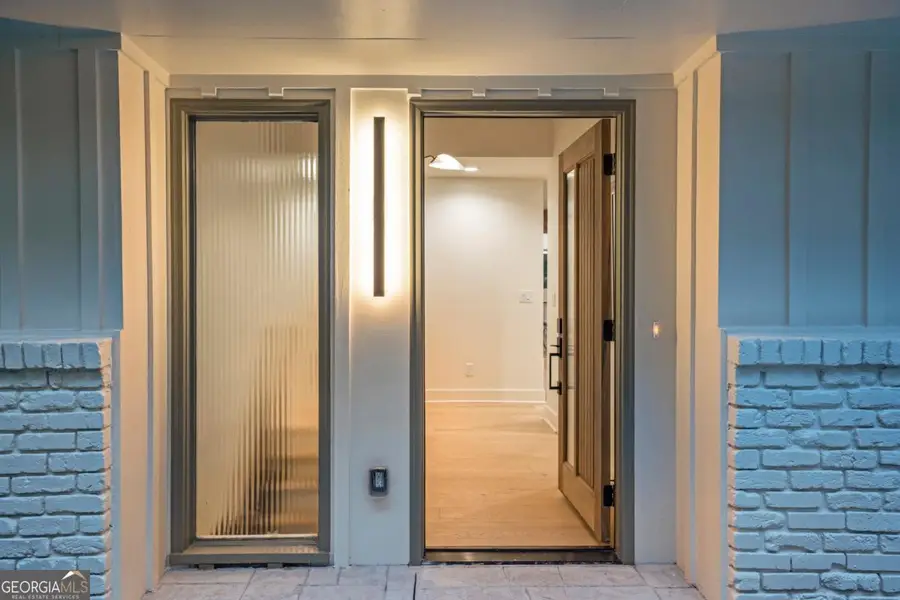 4955 Powers Ferry Road, Sandy Springs, GA 30327 - Image #2