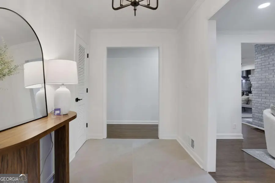 681 Hampton Place Sw, Marietta, GA 30064 - Image #3