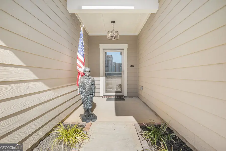 609 Bentwater Way, Hoschton, GA 30548 - Image #3