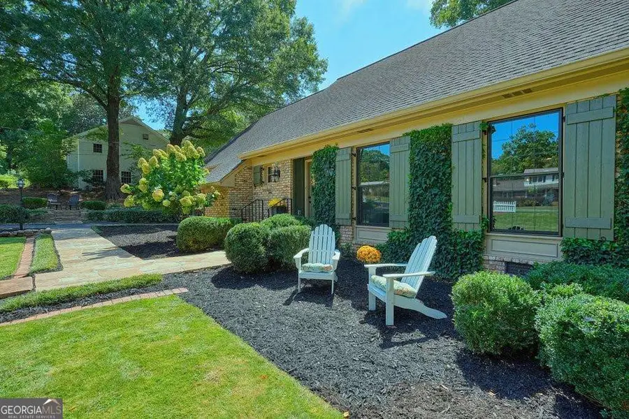 662 Bouldercrest Drive Sw, Marietta, GA 30064 - Image #3