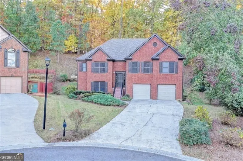 655 Golden Meadows Lane, Suwanee, GA 30024 - Image #2