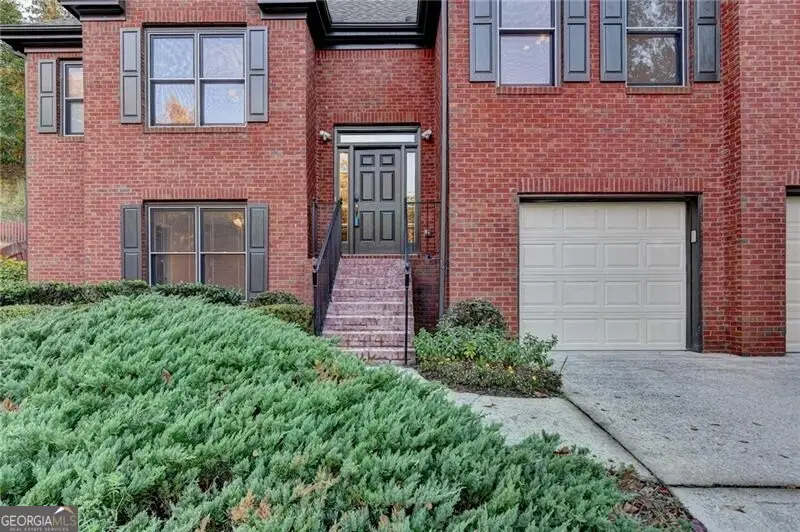 655 Golden Meadows Lane, Suwanee, GA 30024 - Image #3