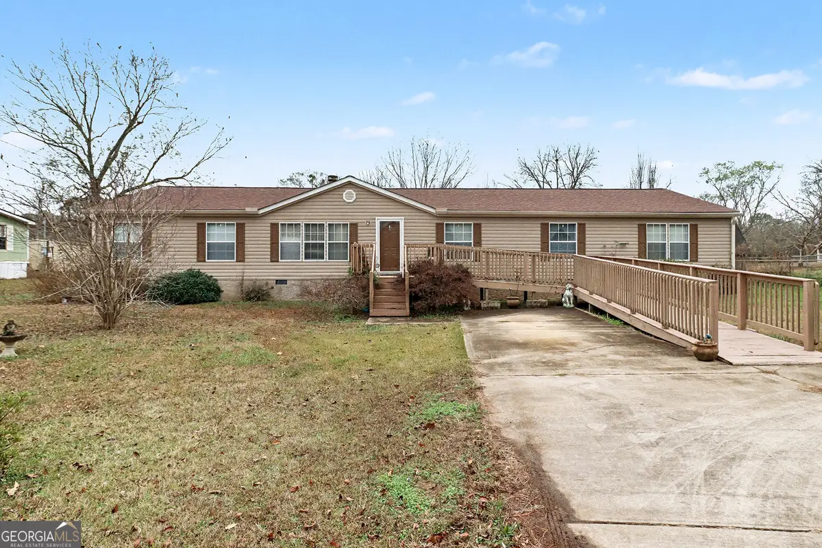 99 James Drive, Hampton, GA 30228 - Image #1