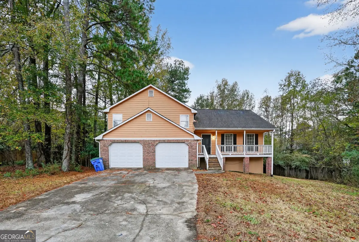 225 Fox Lane Drive, South Fulton, GA 30349 - Image #1