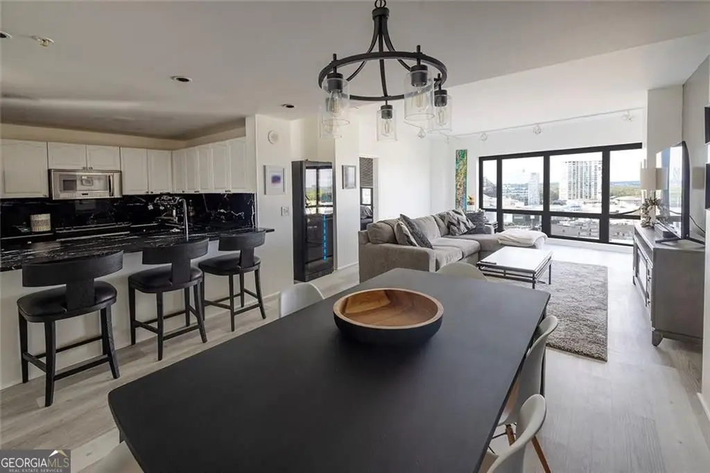 3475 Oak Valley Road Ne #1450, Atlanta, GA 30326 - Image #1