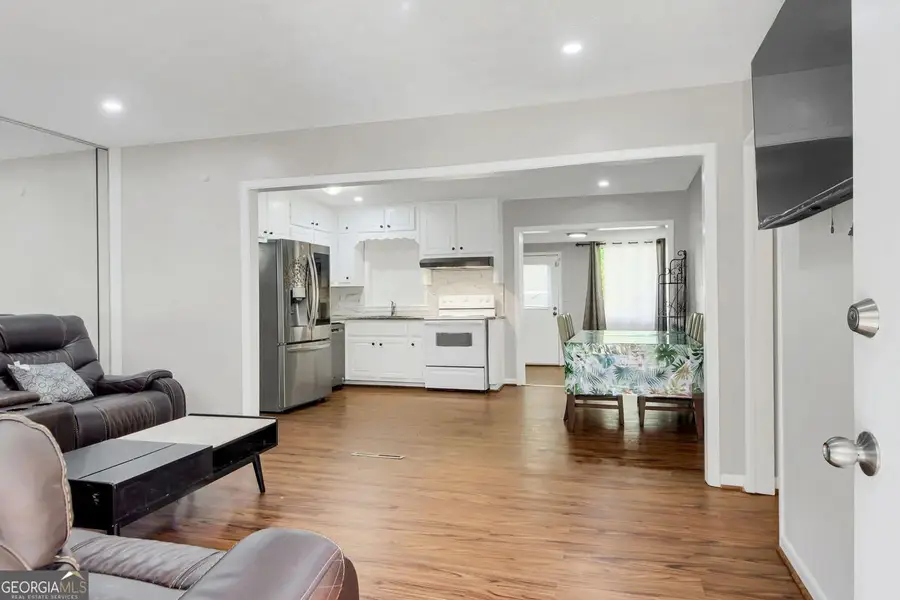 847 Meadow Rock Drive, Stone Mountain, GA 30083 - Image #3