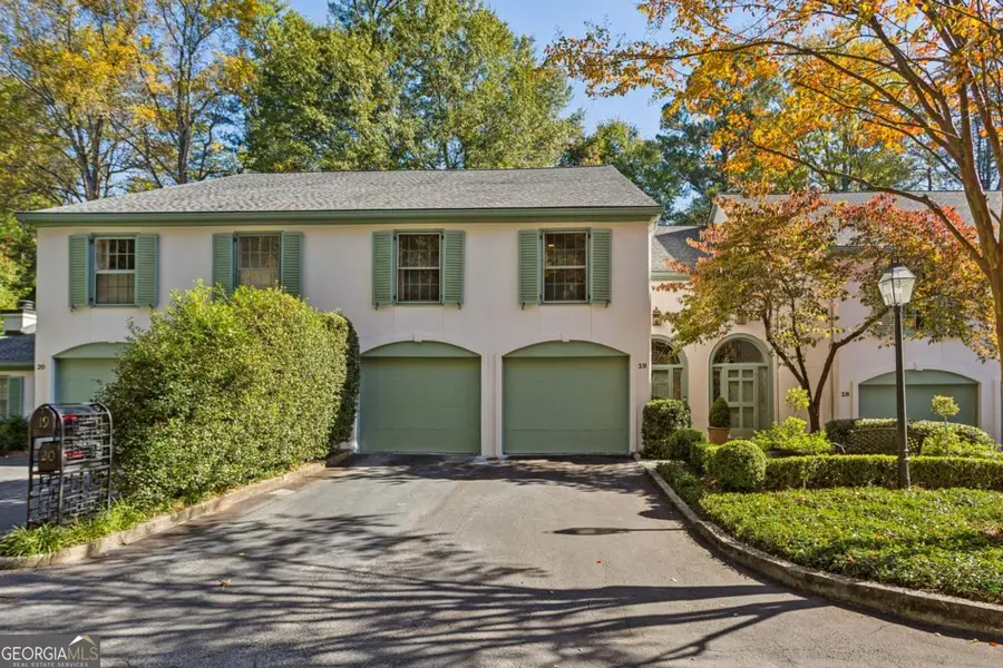 19 Mooregate Square, Atlanta, GA 30327 - Image #3