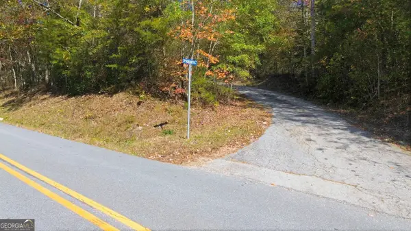 201 Spookhaven Lane, Clarkesville, GA 30523