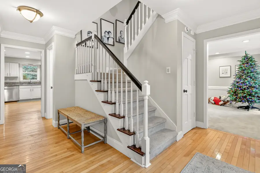 8110 Willow Tree Way, Alpharetta, GA 30005 - Image #3