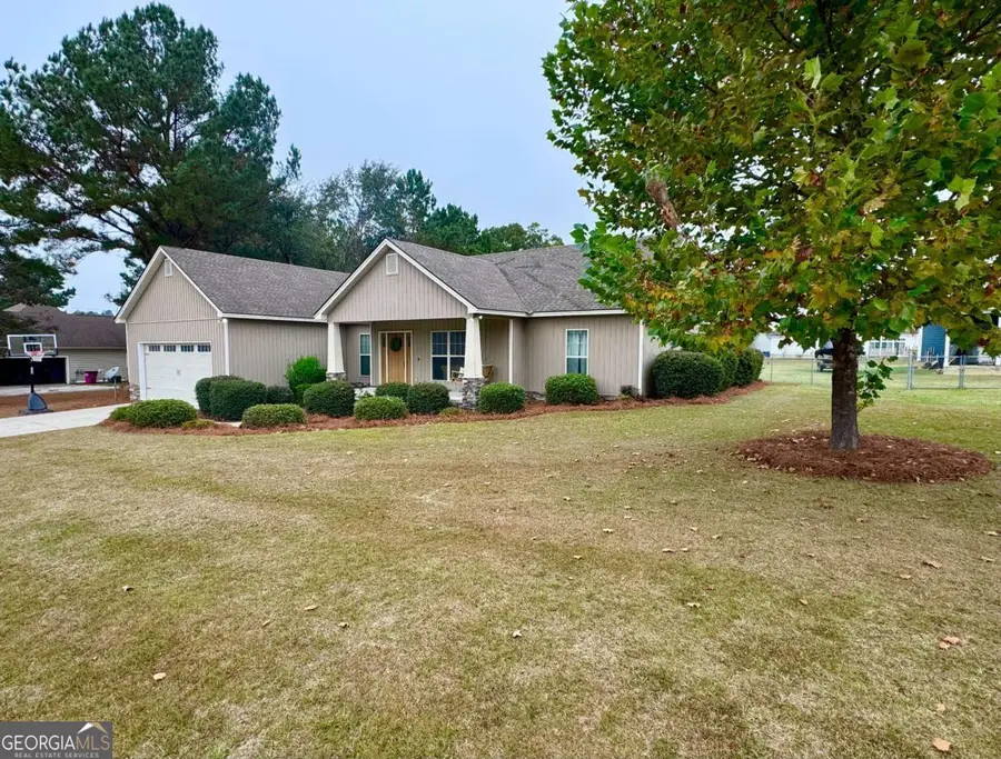 131 Oak Point Avenue, Tifton, GA 31793 - Image #2