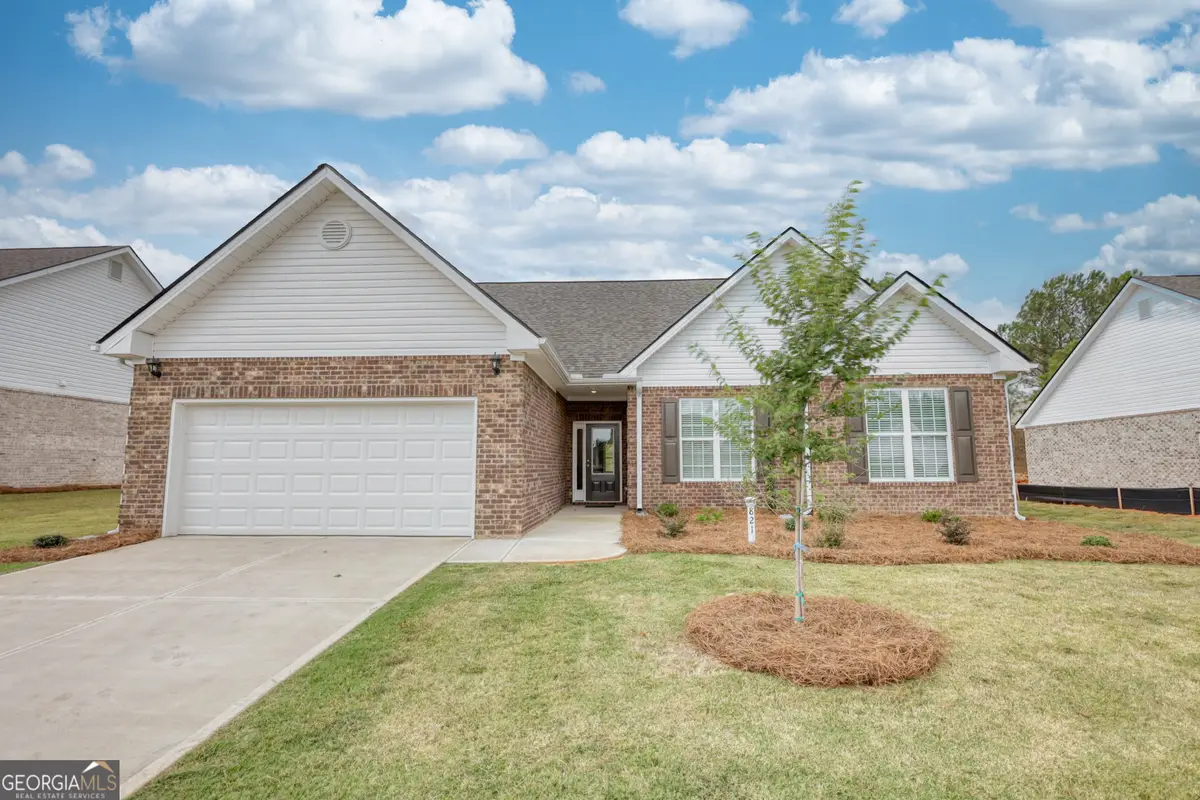 821 Crossroads Court, Social Circle, GA 30025 - Image #1