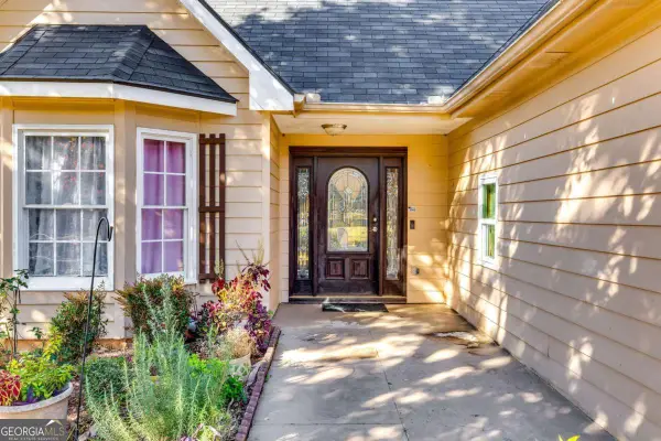 1245 Shamrock Hill Circle, Loganville, GA 30052