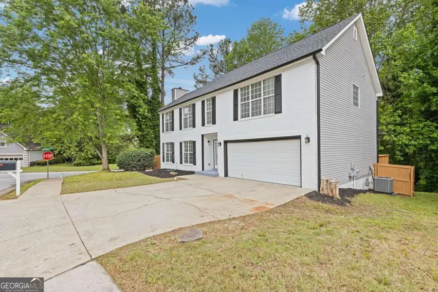 285 Camden Park Drive, Lawrenceville, GA 30046 - Image #2