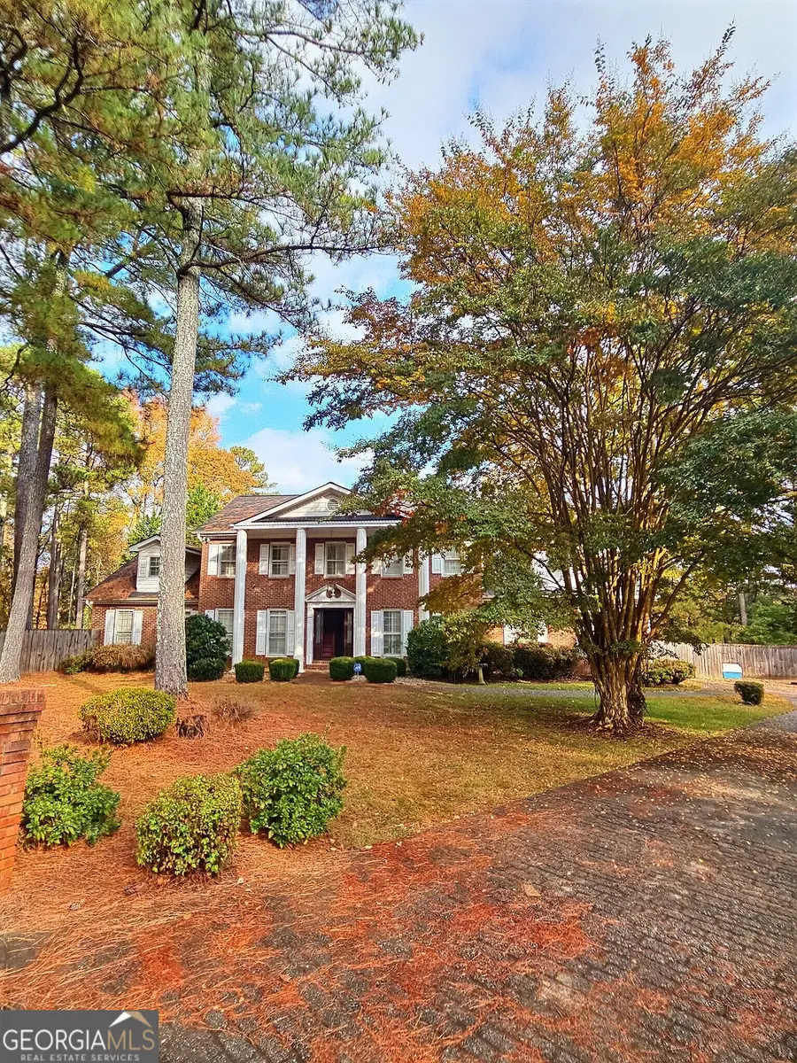 1055 Carriage Place, Lithonia, GA 30058 - Image #2