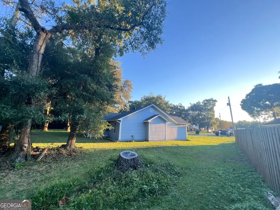 243 Glen Meadows Circle, Brunswick, GA 31523 - Image #2