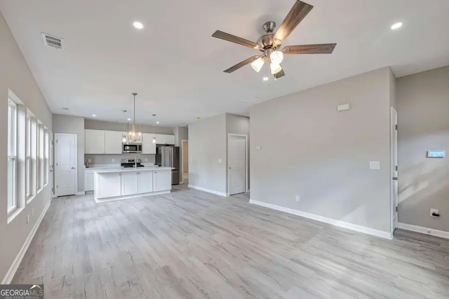 2698 Mango Circle Nw, Atlanta, GA 30318 - Image #3