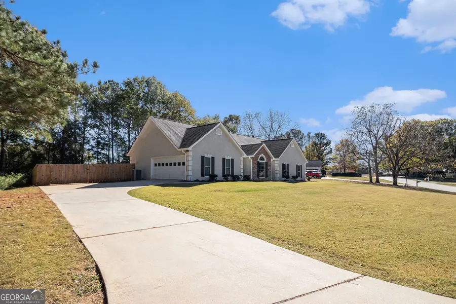 102 Foxdale Drive, Lagrange, GA 30240 - Image #2