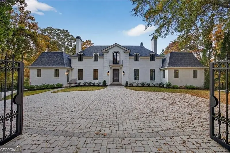 1250 Beechwood Hills Court Nw, Atlanta, GA 30327 - Image #1