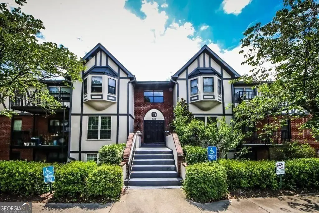 6851 Roswell Road #D15, Atlanta, GA 30328 - Image #1