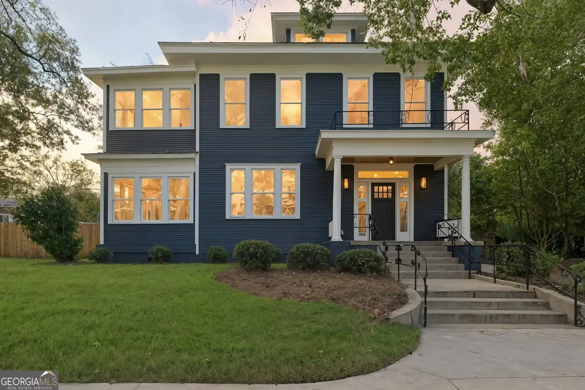 111 E 49th Street, Savannah, GA 31401 - Image #1