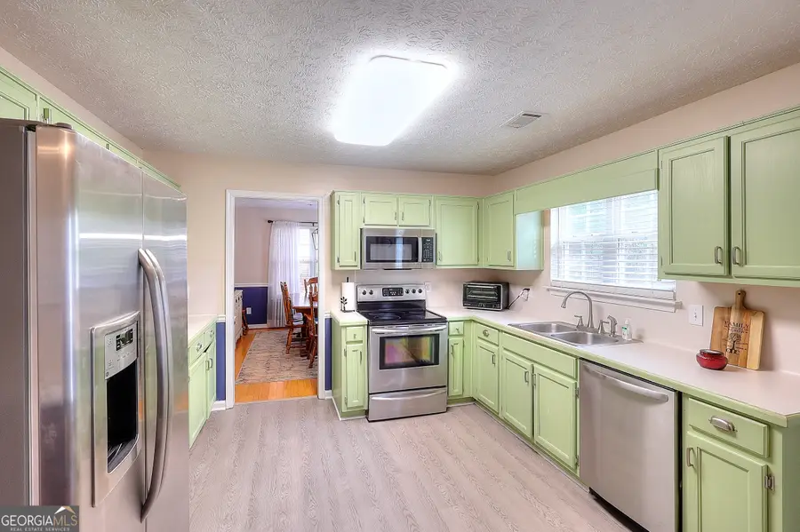 145 Vinnys Terrace, Covington, GA 30014 - Image #3