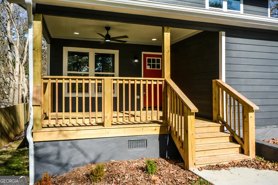 1679 Emerald Avenue Sw, Atlanta, GA 30310 - Image #2