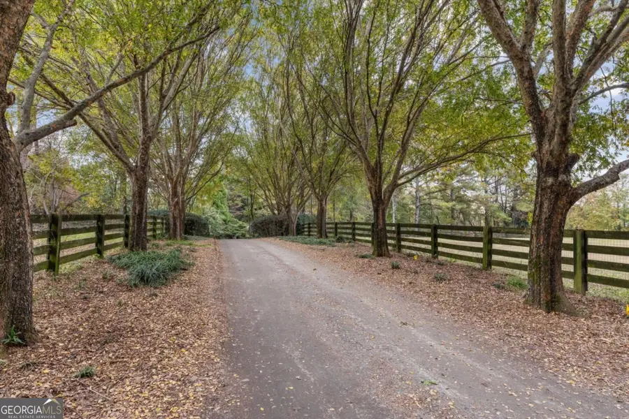 16540 Hopewell Road, Alpharetta, GA 30004 - Image #2