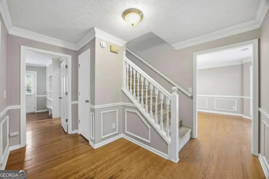 590 Ridgemont Drive, Roswell, GA 30076 - Image #2