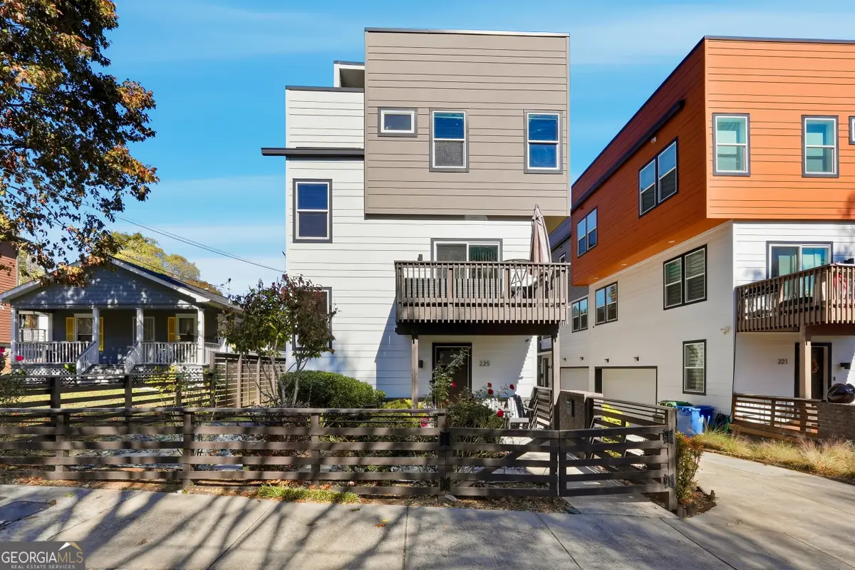 225 Crumley Street Sw, Atlanta, GA 30312 - Image #1