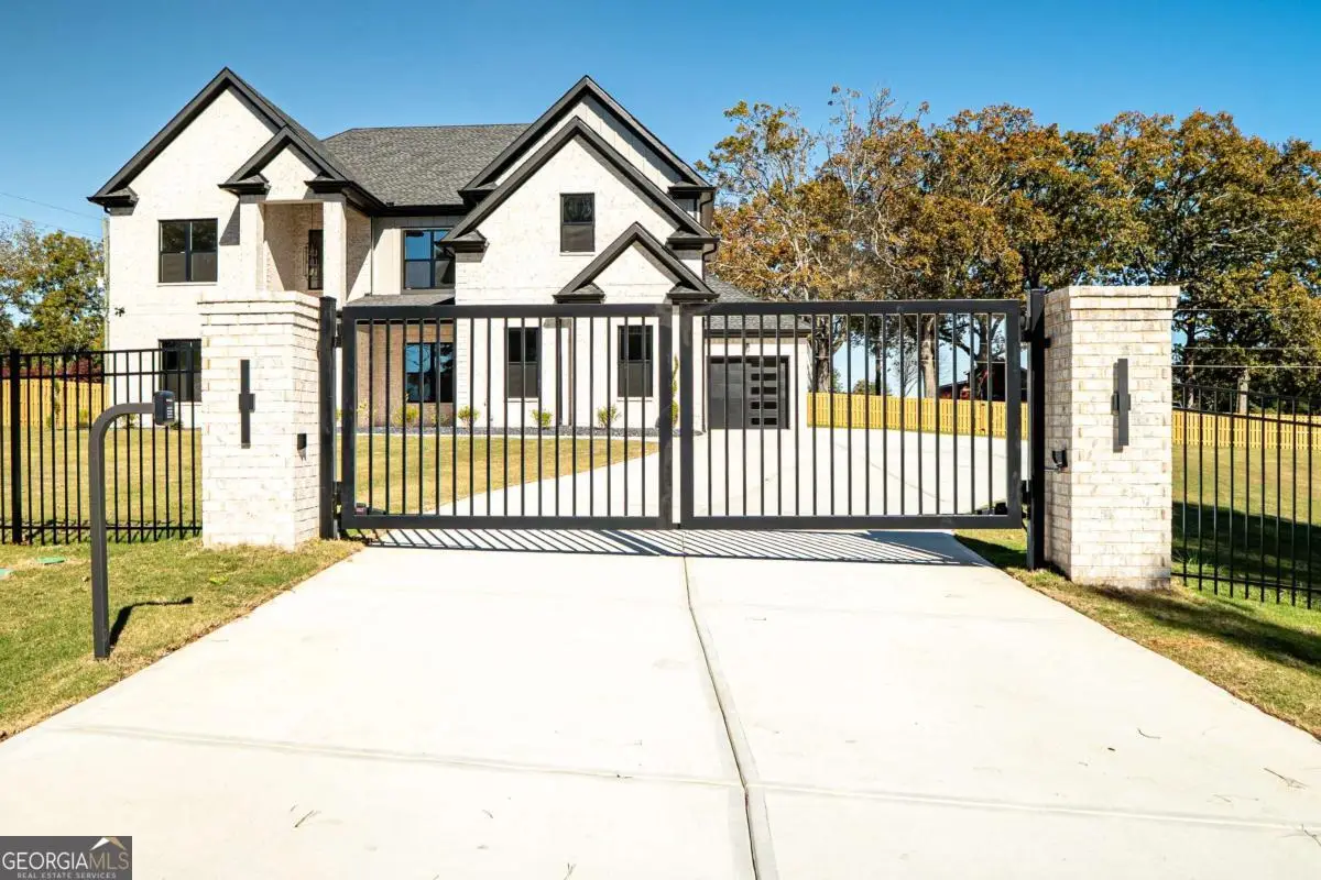 2210 Ridgedale Drive, Grayson, GA 30017 - Image #1