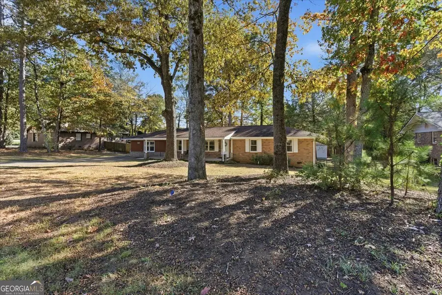 681 Manor Ridge Drive Sw, Mableton, GA 30126 - Image #2