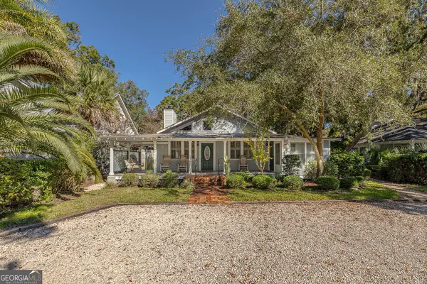 553 Magnolia Avenue, St. Simons, GA 31522