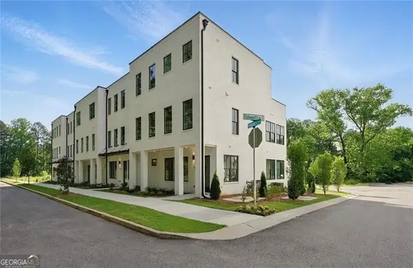 2206 Carlton Court, Atlanta, GA 30318