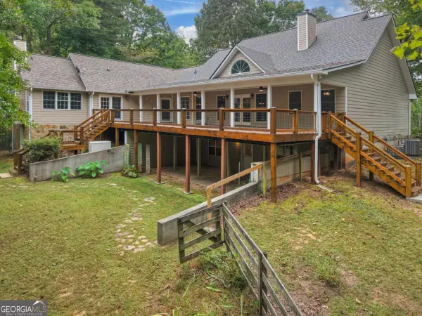 344 Cascades Lane, Blue Ridge, GA 30513
