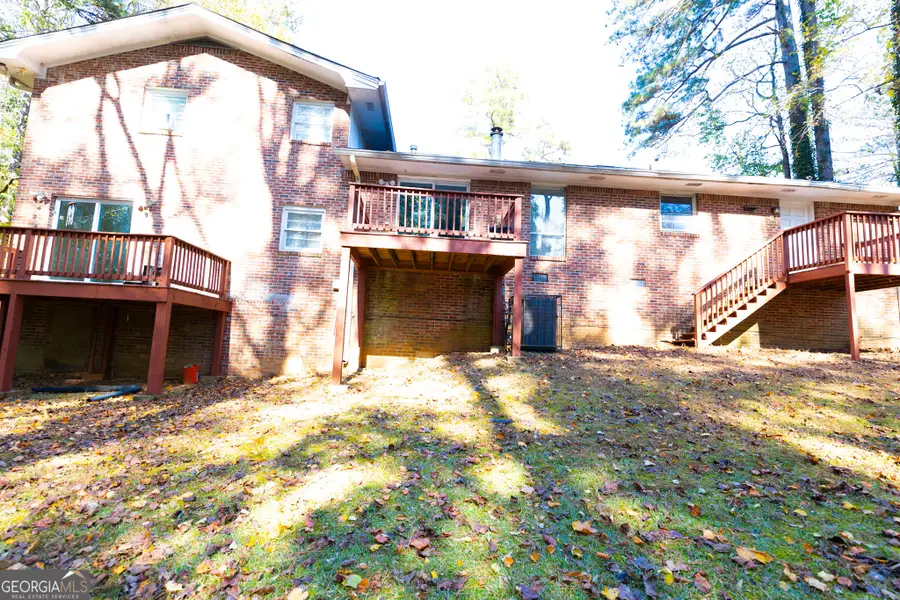 2030 Pine Oak Drive Sw, Atlanta, GA 30310 - Image #2
