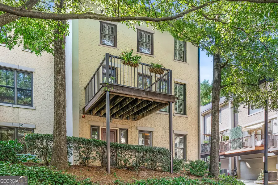 102 Knob Hills Circle, Decatur, GA 30030 - Image #2