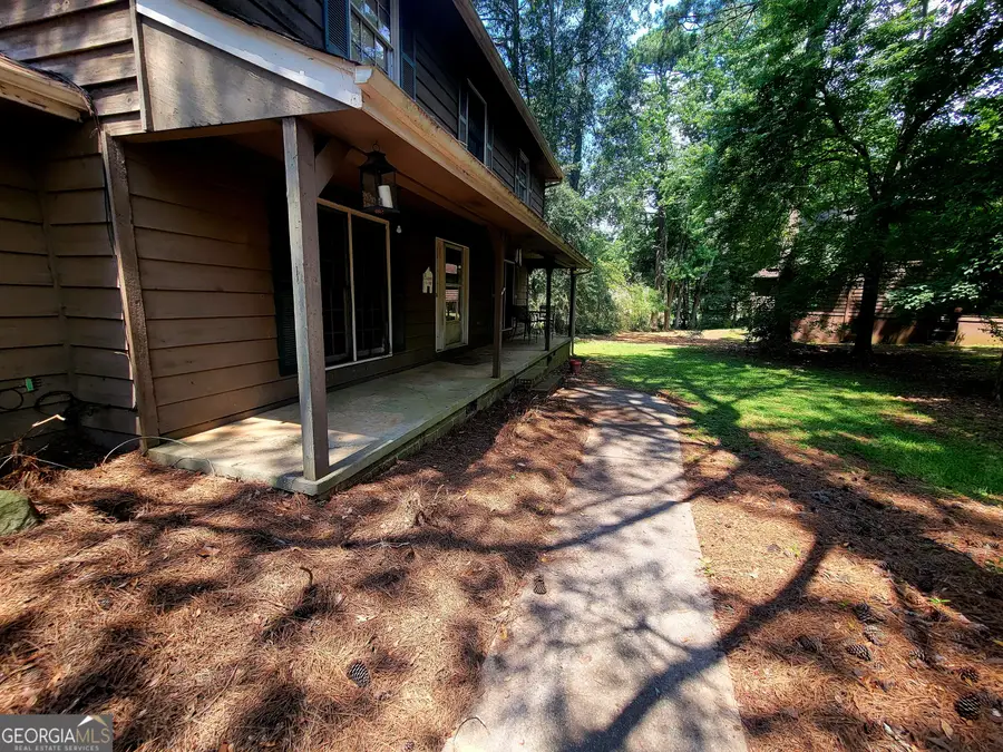 963 Blackberry Court, Ellenwood, GA 30294 - Image #3