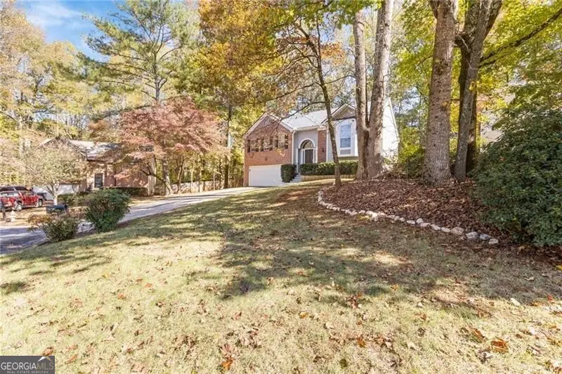 1080 Taylor Oaks Drive, Roswell, GA 30076 - Image #3