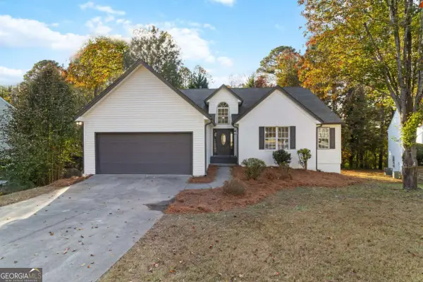 5390 Regency Lake Court, Sugar Hill, GA 30518