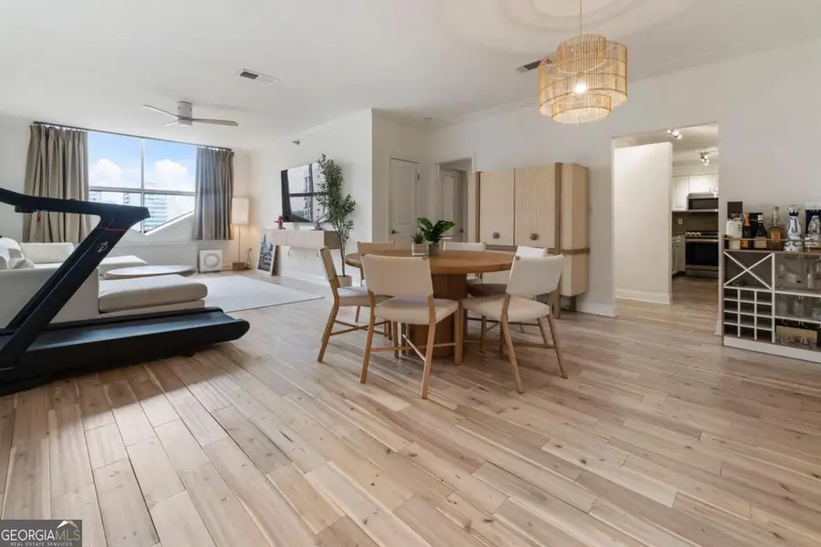 2479 Peachtree Road Ne #1804, Atlanta, GA 30305 - Image #2